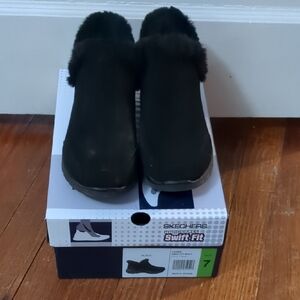 Skechers Women's Black Winter Boots